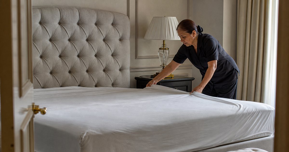 When Is The Right Time To Replace A High End Mattress?